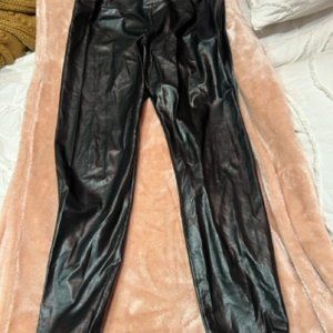 Wilfred Free Daria High Waisted Vegan Leather Leggings - Black - Large